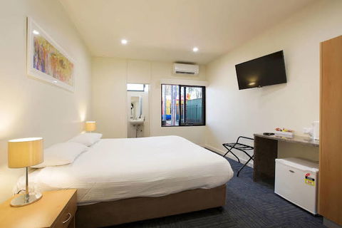 High Flyer Hotel - Great Ocean Road Tourism 0