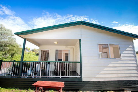 Active Holidays One Mile Beach - Great Ocean Road Tourism 0