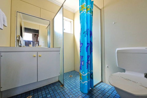 Abrolhos Reef Lodge - Great Ocean Road Tourism 5