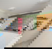 Tin Can Bay's Sleepy Lagoon Motel - Great Ocean Road Tourism