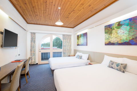 Federal Hotel - Great Ocean Road Tourism 5