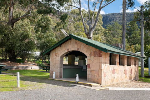 Breeze Holiday Parks - Halls Gap - Great Ocean Road Tourism 2