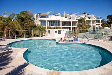 Noosa Crest - Great Ocean Road Tourism 4