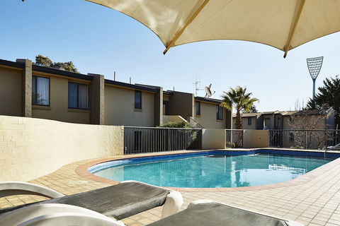 Manuka Park Apartments - Great Ocean Road Tourism 3