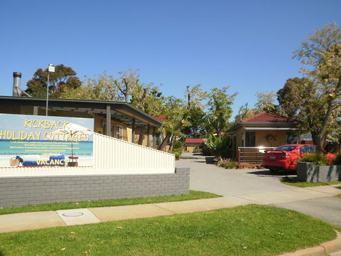 Kickback Cottages - Great Ocean Road Tourism 0
