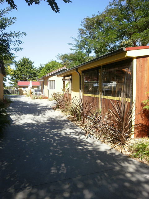Kickback Cottages - Great Ocean Road Tourism 2