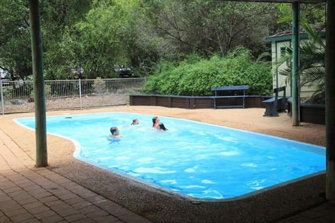 Capricorn Caves - Caravan Park - Great Ocean Road Tourism 1