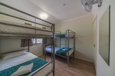 Capricorn Caves - Caravan Park - Great Ocean Road Tourism 4