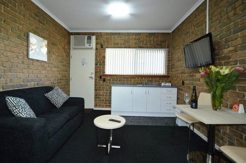 Marion Motel And Apartments - Great Ocean Road Tourism 3