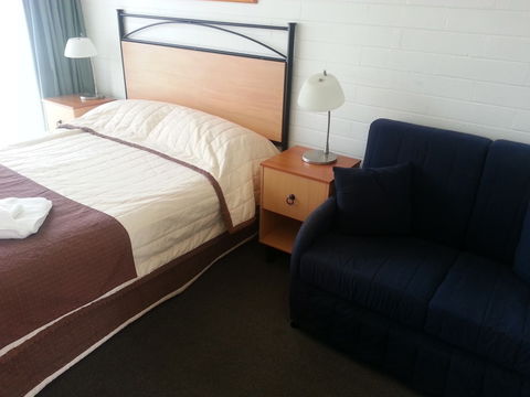 Sunraysia Motel & Holiday Apartments - Great Ocean Road Tourism 5