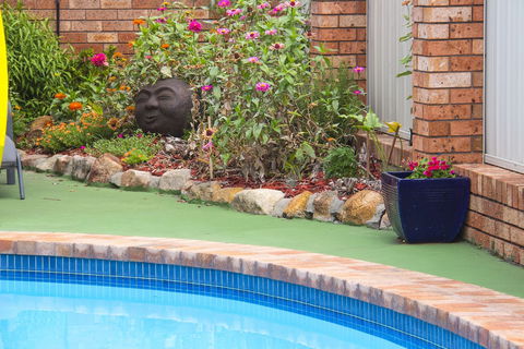 Crescent Motel - Great Ocean Road Tourism 5