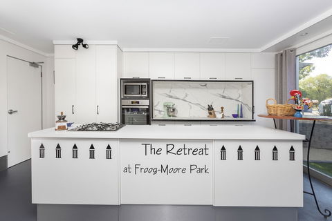 The Retreat At Froog-Moore Park - Great Ocean Road Tourism 6