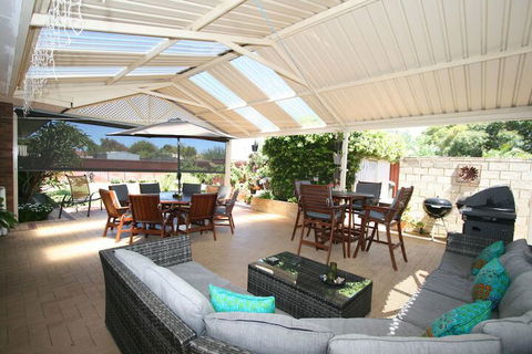 Safety Bay Guest House - Great Ocean Road Tourism 1