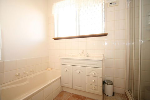 Safety Bay Guest House - Great Ocean Road Tourism 4