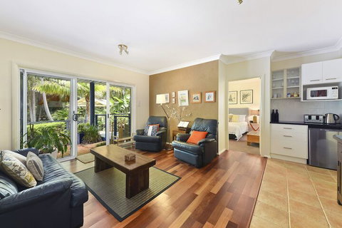 Azura Beach House B&B - Great Ocean Road Tourism 1