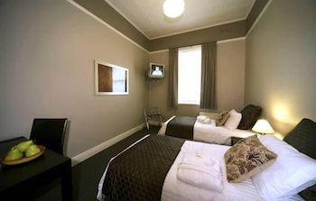 Carrington Place - Great Ocean Road Tourism 0