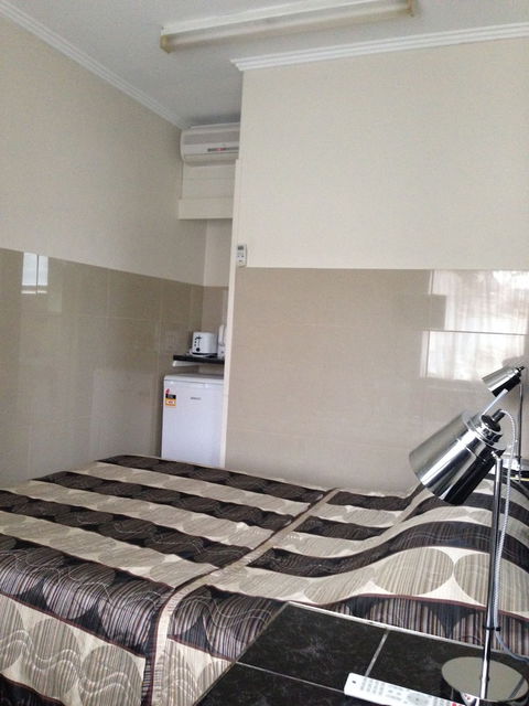 Avalon Motel - Great Ocean Road Tourism 4
