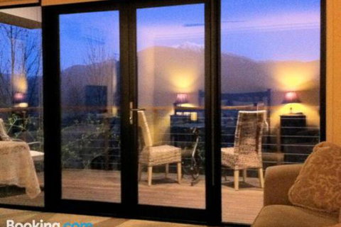 Birches Luxury Spa Chalets - Great Ocean Road Tourism 0