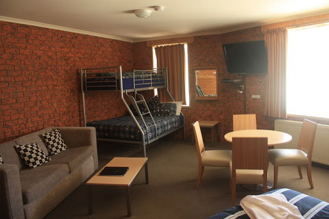 Merrijig Motor Inn Resort - Great Ocean Road Tourism 4