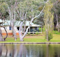 Bushy Lake Chalets - Great Ocean Road Tourism