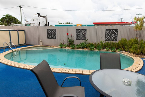 Lantern Motor Inn - Great Ocean Road Tourism 3