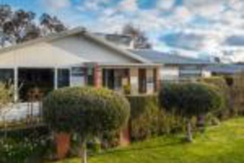 Aggies Bed & Breakfast - Great Ocean Road Tourism 0