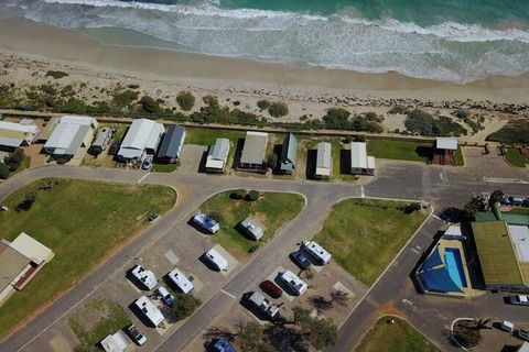 Sunset Beach Holiday Park - Great Ocean Road Tourism 3