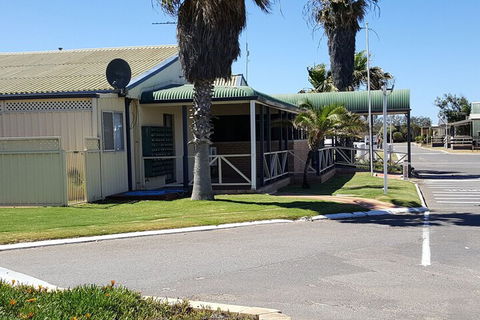 Sunset Beach Holiday Park - Great Ocean Road Tourism 5