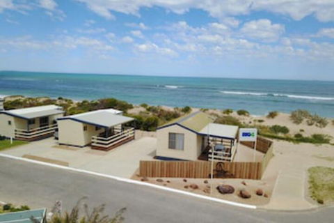 Sunset Beach Holiday Park - Great Ocean Road Tourism 0