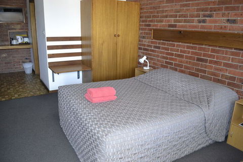 Kardinia Park Motel - Great Ocean Road Tourism 7