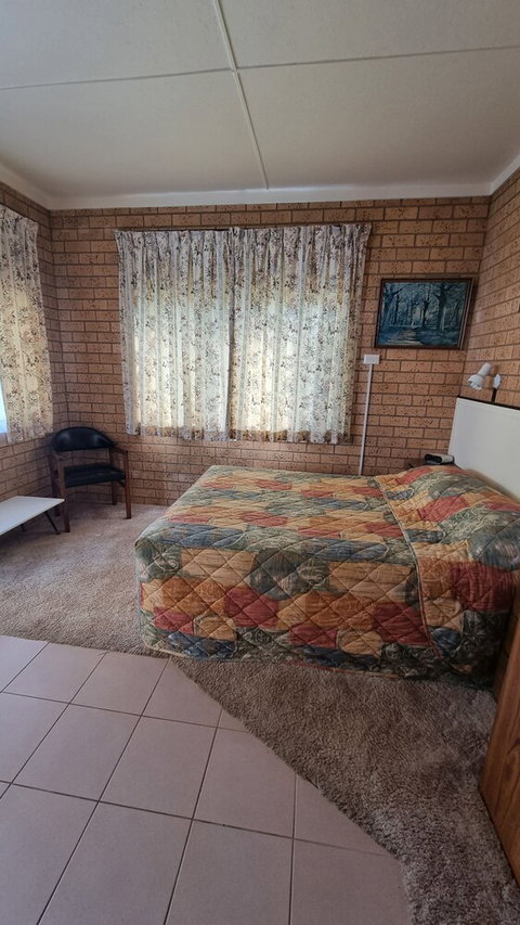 Lone Pine Motel - Corowa - Great Ocean Road Tourism 6