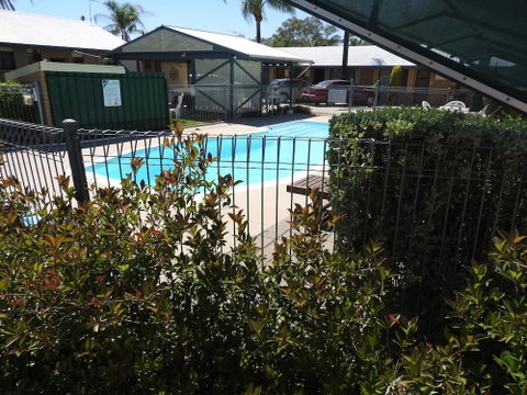 Lone Pine Motel - Corowa - Great Ocean Road Tourism 0