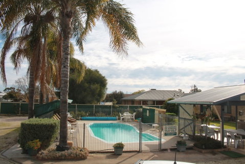 Lone Pine Motel - Corowa - Great Ocean Road Tourism 2
