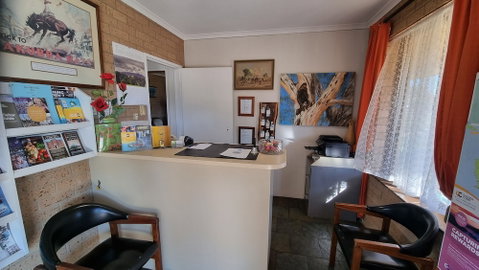 Lone Pine Motel - Corowa - Great Ocean Road Tourism 3