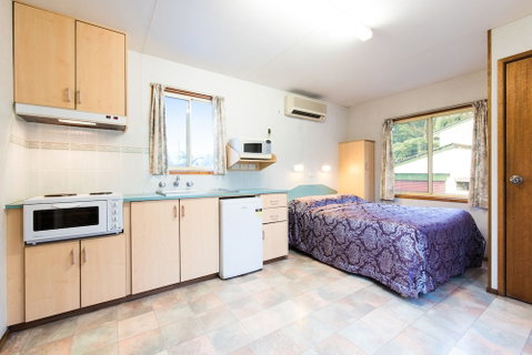 Clog Barn Caravan Park - Great Ocean Road Tourism 3