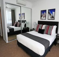 Under the Townsville Sun 694I - Great Ocean Road Tourism