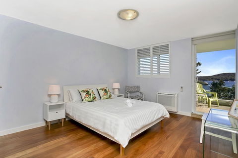 Beautiful 2 Bedroom Apartment Overlooking Manly Wharf MAN29 - Great Ocean Road Tourism 6
