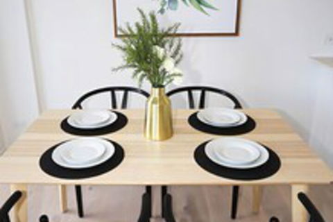Modern Apartment In Brisbane - Great Ocean Road Tourism 1
