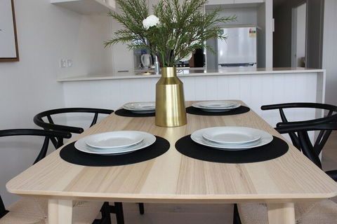 Modern Apartment In Brisbane - Great Ocean Road Tourism 3