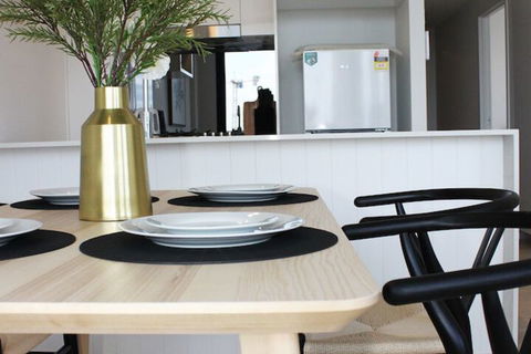 Modern Apartment In Brisbane - Great Ocean Road Tourism 7