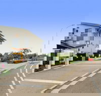 City Stadium Apartment on the riverfront - Great Ocean Road Tourism