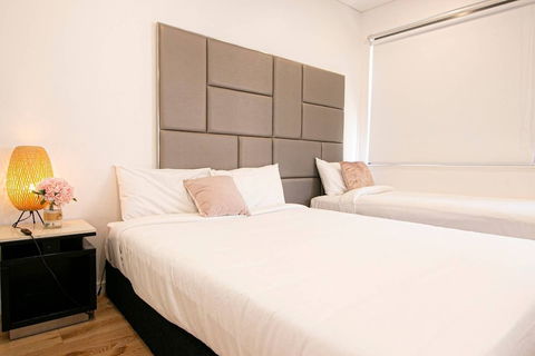 E06-darling Harbour Studio - Great Ocean Road Tourism 6