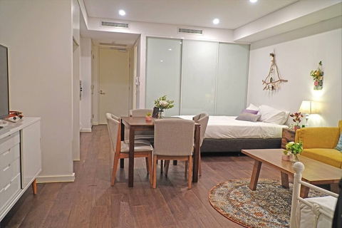 C08-darling Harbour Studio - Great Ocean Road Tourism 2