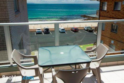 El Sandi Unit 11 14 18 North Street - Great Ocean Road Tourism 1