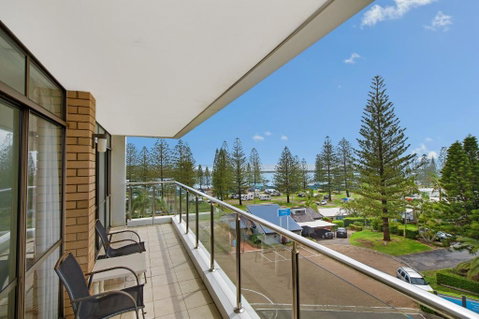 Tasman Towers 12 3 Munster Street - Great Ocean Road Tourism 1
