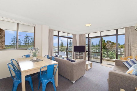 Tasman Towers 9 3 Munster Street - Great Ocean Road Tourism 6