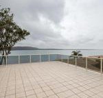 1 Kooringal 105 Soldiers Point Road waterfront unit wth aircon - Great Ocean Road Tourism