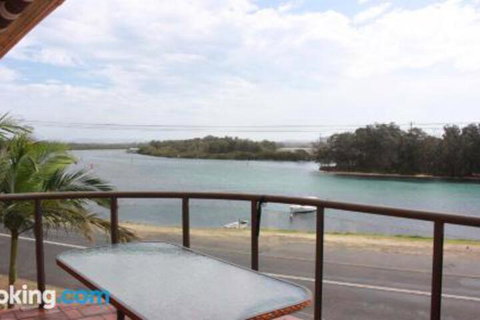 Braemar 7 On The Lake! - Great Ocean Road Tourism 4
