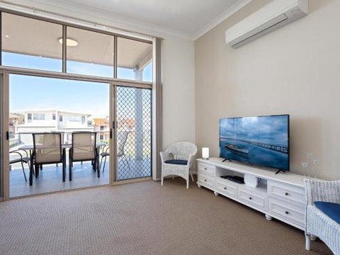 Walk On Birubi 1 / 40 Ocean Ave Pet Friendly WIFI Boat Parking & Water Views - Great Ocean Road Tourism 5