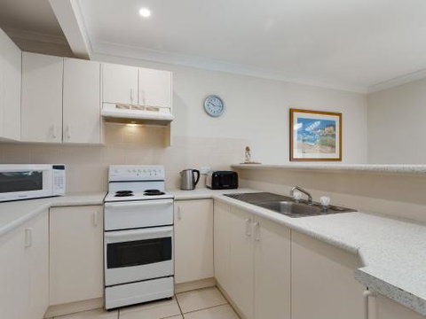 Walk On Birubi 1 / 40 Ocean Ave Pet Friendly WIFI Boat Parking & Water Views - Great Ocean Road Tourism 3